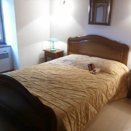 Grande Maison Pour Familles Et Amis Pres Des Gorges De L'allier - Fr-1-582-189